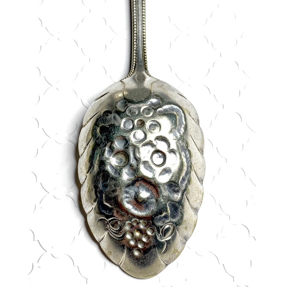 Antique Flowers & Grapes_Silver Spoons - Picture 4 of 8